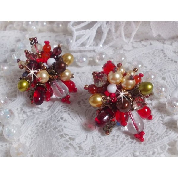 BO Printemps Color&eacute; brod&eacute;es avec des Cristaux de Swarovski, des perles en verre, des gouttes, des calottes et des rocailles.