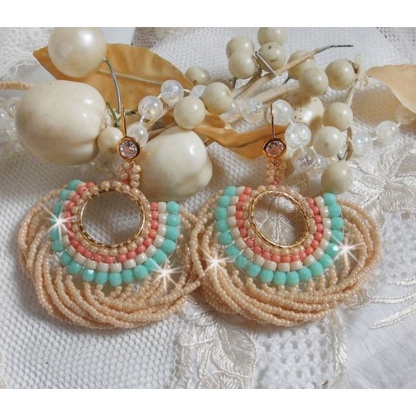 BO Runde Perlen, kreiert mit Rocailles und Facetten aus b&ouml;hmischem Glas