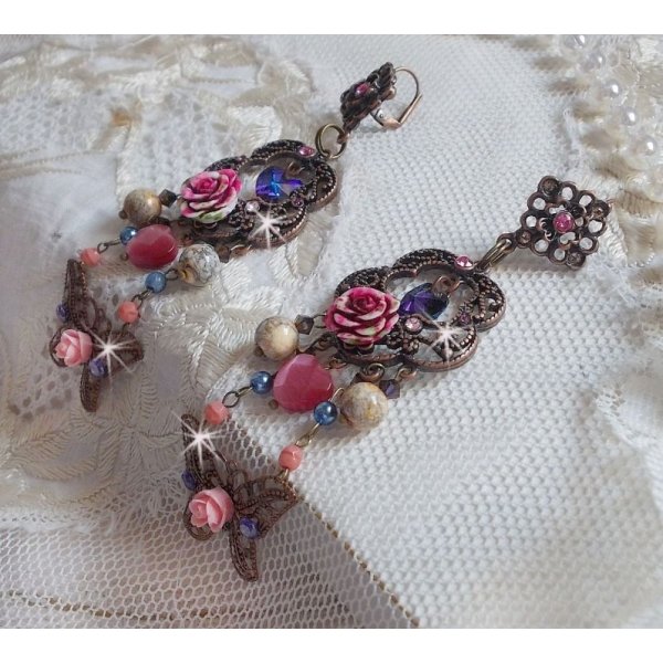 BO Roses and Butterfly ganz sanft mit diesen Blumen- und Schmetterlingsstempeln, Katzenaugen-Glasperlen und facettiertem rosa Marmor