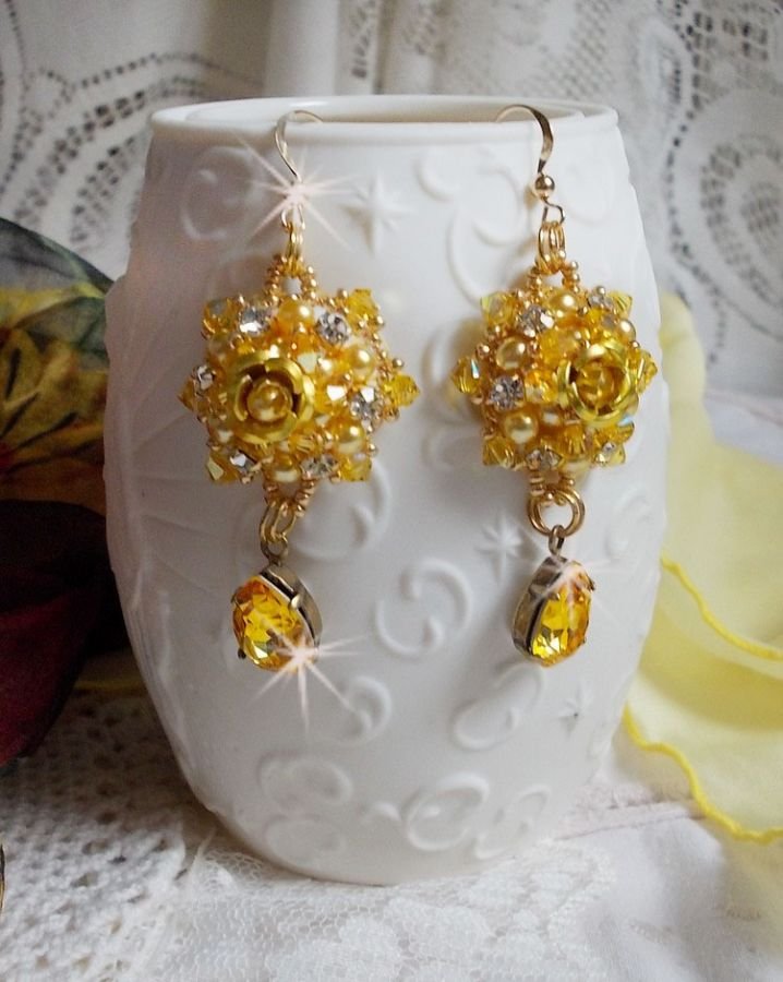 BO Sunflower Gold bestickt mit Swarovski-Kristallen, Metallrosen und Miyuki-Rocailles