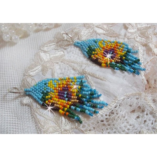 BO Sonnenblumen kreiert mit Rocailles in Fr&uuml;hlingsfarben und Dormeuse aus Silber 925/1000