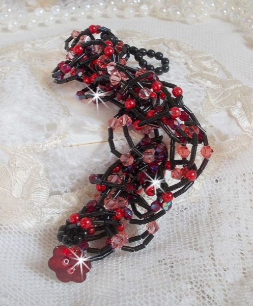 Feeling Armband mit R&ouml;hrchen-Rocailles, Perlmuttperlen und Kreiseln in Swarovski-Kristall