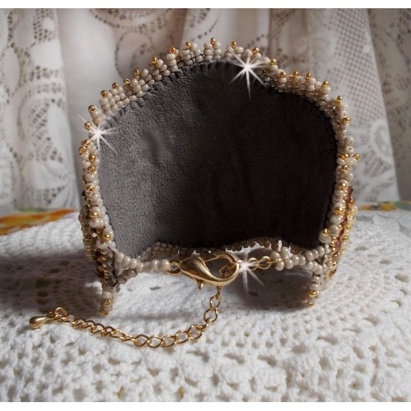 Bracelet manchette Colorado joliment brillant avec les perles jaunes et les cristaux de Swarovski