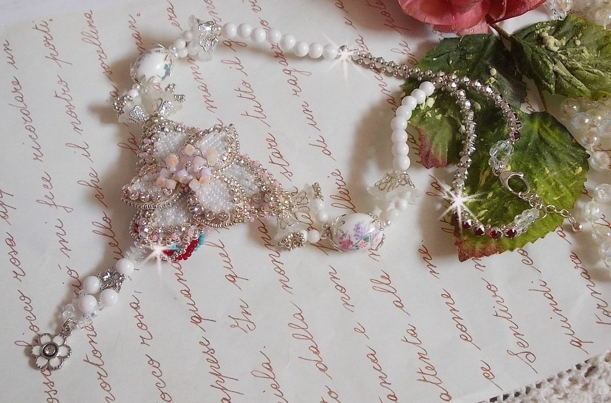 Collier Nuit Etoilé avec des perles semi-précieuses et Cristaux de Swarovski