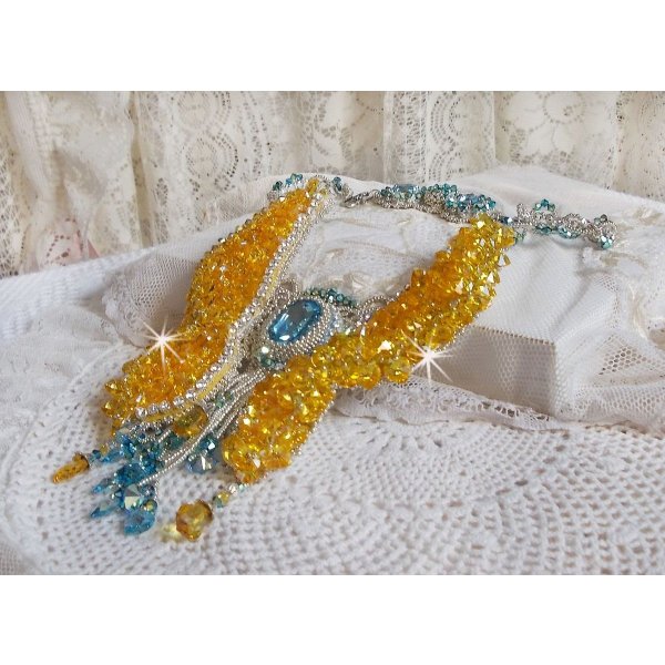 Plastron-Halskette Schmetterling von Versailles Haute-Couture bestickt mit Swarovski-Kristallen, silbernen Miyuki-Rocailles und Accessoires aus Silber 925/1000 