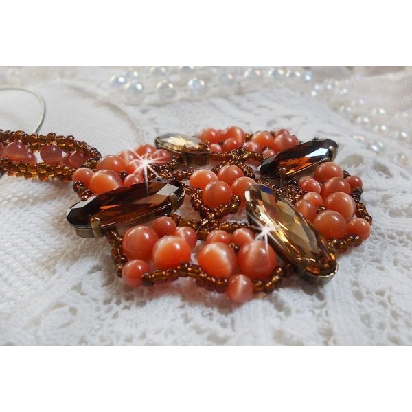 Herbst-Anh&auml;nger-Halskette mit Swarovski-Kristallen und Katzenaugen-Glasperlen