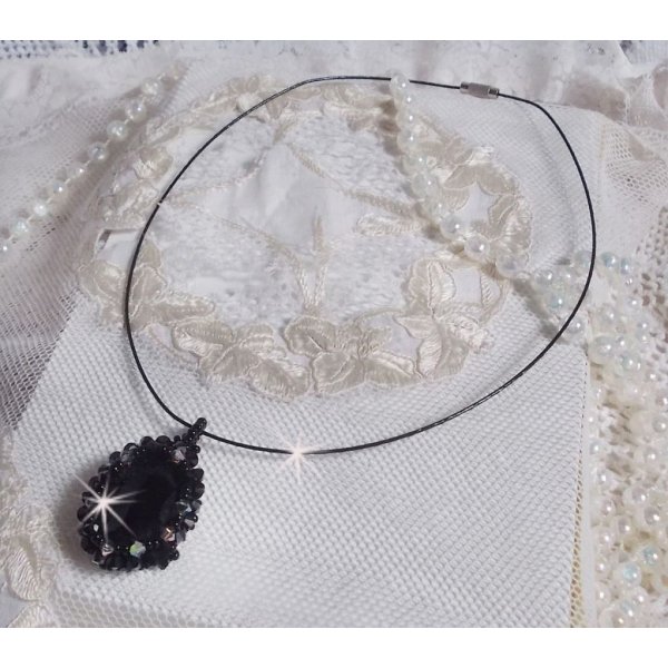 Mirano-Anh&auml;nger-Halskette mit Swarovski-Kristallen und schwarzen Rocailles