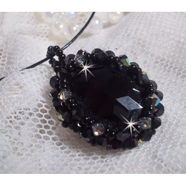 Mirano-Anh&auml;nger-Halskette mit Swarovski-Kristallen und schwarzen Rocailles