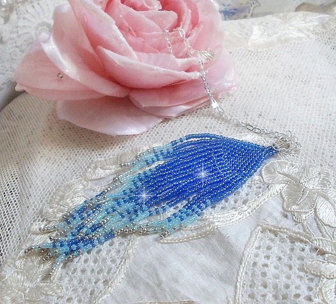 Anh&auml;nger S&uuml;&szlig;e Blaue Tr&auml;ume kreiert mit hochwertigen Rocailles in Himmelblau, Saphir, Silber mit Zubeh&ouml;r in Silber 925/1000