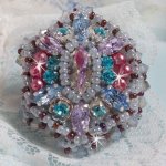 Ring Mademoiselle Bluse bestickt mit Swarovski-Kristallen und schönen Rocailles von qulaité