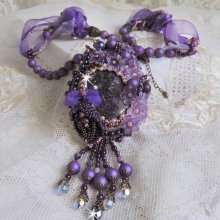 Chinese Purple Stone Anhänger Halskette bestickt mit Edelsteinen die Sugiliten