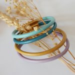 Damenarmband aus rundem Leder mit vergoldetem Bajonettverschluss