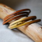 Damenarmband aus feinem Leder 3 Runden personalisiert