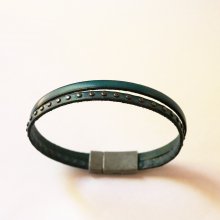 Herrenarmband aus blauem Lederduo mit Nieten