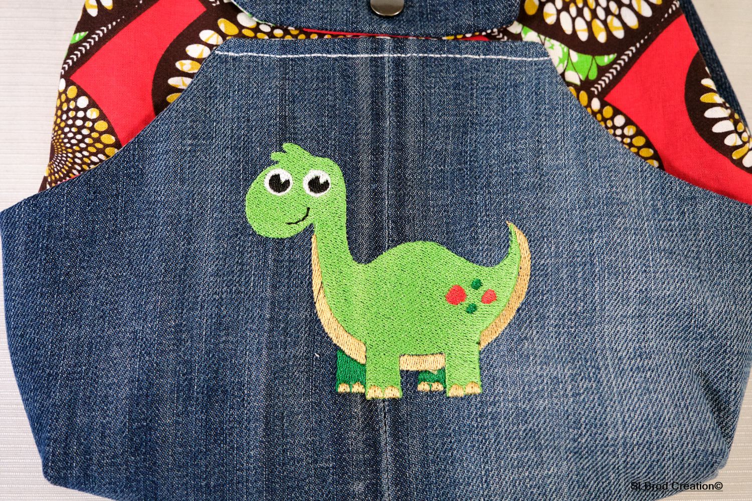 Bestickte Kinder Rucksack Dinosaurier und Wax mit Namen personalisieren