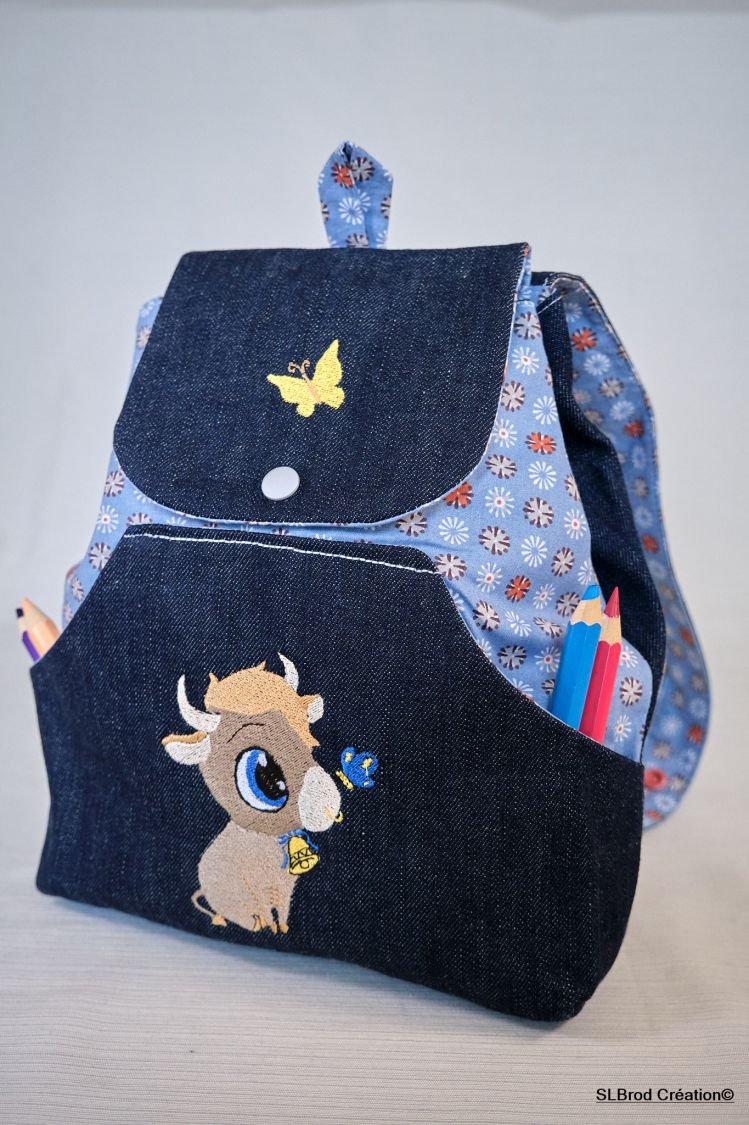 Bestickter Kinderrucksack Stier Jeans anpassbar