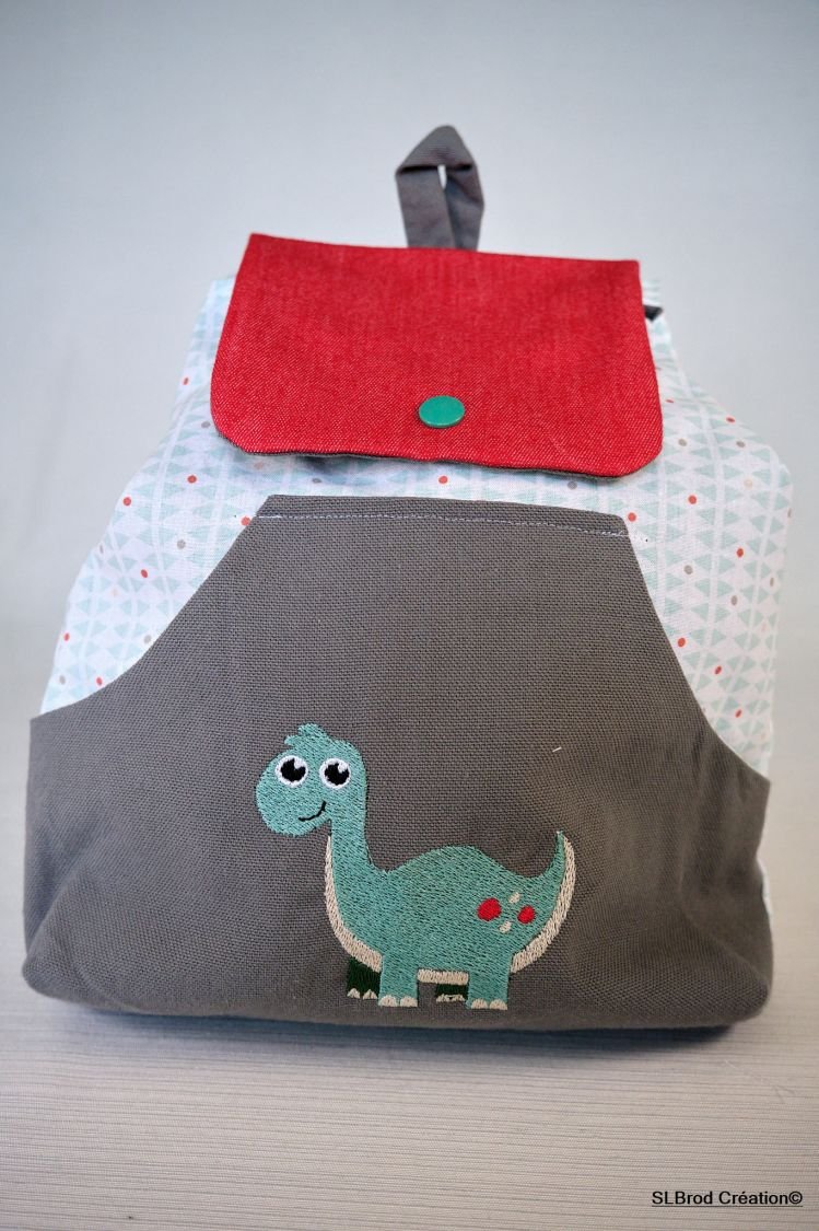 Bestickter Kinderrucksack Dinosaurier zum Selbstgestalten