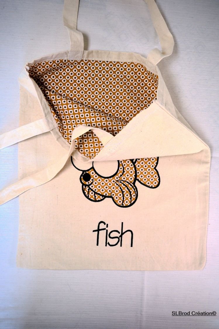 Tote Bag bestickter Fisch mit brauner Applikation