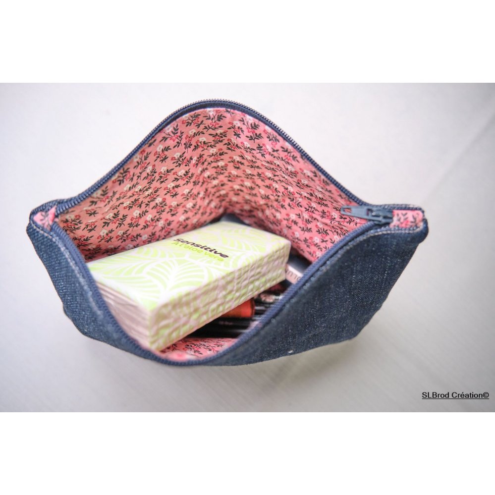 Trousse en Jeanbrodée "princess"